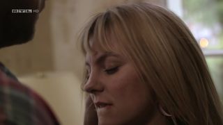 Luise Bahr, Sarah Maria Besgen - Manner! Alles auf Anfang s01e01 (2015) celebs topless scenes