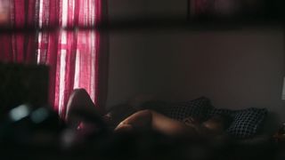 Numa Perrier naked - SMILF s02e03 (2019)