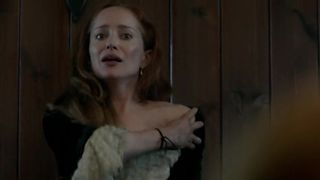 Lotte_Verbeek naked -_Outlander_s01e11 (2015) Topless Scene
