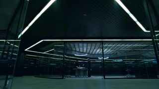 Thandie Newton topless - Westworld_s01e08 (2016)