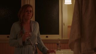Amy Adams - Sharp Objects s01e01 (2018) Naked actress in a sexy video