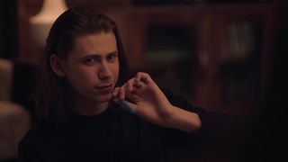 Kathryn Hahn, Katie Kershaw – Mrs. Fletcher s01e07 (2019) celeb topless scenes