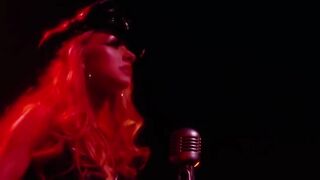 Christina Aguilera - Raunchy Paramour (Live from Burlesque 2010) Legendado PT-BR
