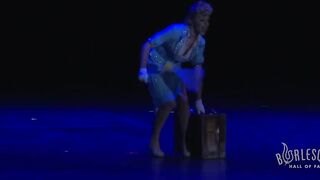 Peggy de Lune - 2013 Movers, Shakers & Innovators Flash