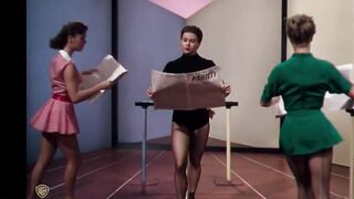 Retro Burlesque . Give a Woman a Break