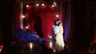 Phoebe Magnifique Crawling the Walls 2016