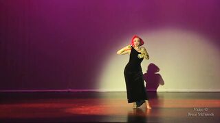 ABQ5F A2S2 Dottie Dynamo ~ Crawling The Walls