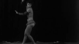 Nora the Shuddering Chest ** Bare Burlesque