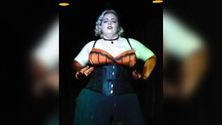 Spectacle by Belle Jumelles from Spring Heat