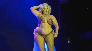 Classical Burlesque by Muddy Martini from Toronto Burlesque Fest 2016