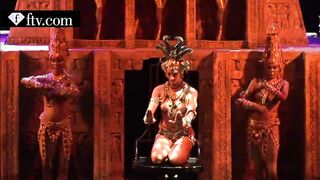 HOT PARIS CABARET. LE LIDO trio