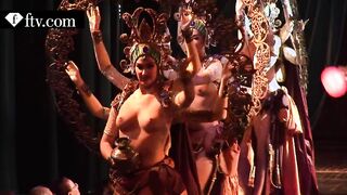 HOT PARIS CABARET. LE LIDO trio