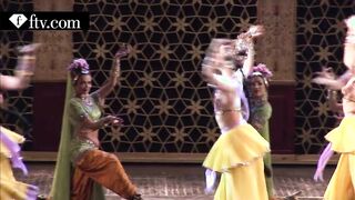 HOT PARIS CABARET. LE LIDO trio