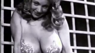 Vintage Video. Blondie Bombshell from the Old-School Age of Burlesque