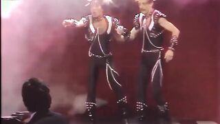 Classic Naked on Stage. Ágata Lys - "Somos Dios"