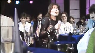 Classic Naked on Stage. Ágata Lys - "Somos Dios"