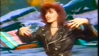 Denise & the Beastie Gals-Esta Noche