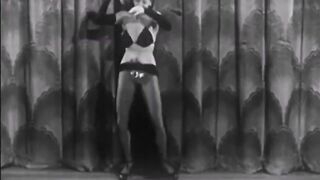 The Special Sandra Storm. Classic Nude Burlesque