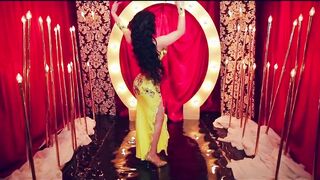 اقوى رقص ساخن للراقصه خلود على ام كلثوم (نسيت النوم )