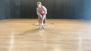 Miss Mery (Maria Lopez)-The traveller, Barcelona Burlesque Tryst and Fest 2020 online edition