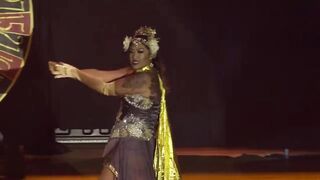 Satira Sin at Chinook Winds