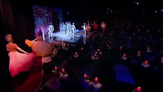 Moulin Rouge Féerie - Showgirls