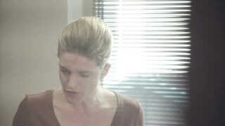 Olivia Cote nude - Zak s04e10 (2014) TV Naked Pussy Scene