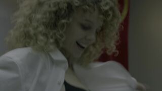 Esther Acebo - La casa de papel s05e08 (2021) TV SHOW SEXY DANCE SCENE