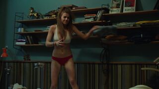 Judit Gigi Vas, Júlia Szász - The Informant (A besúgó) s01e01-05 (2022) Hot TV Show Movie Scene