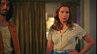 Sophia Bui, Bianca Cook, Trishna - Minx s01e05 (2022) Hot Movie Scene