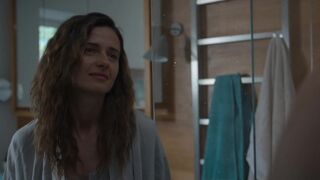Agnieszka Grochowska - Hold Tight (Zachowaj spokój) s01e02 (2022) Naked Scene