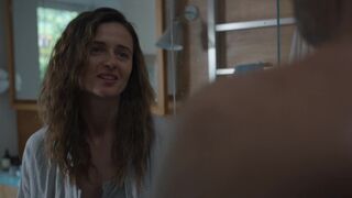 Agnieszka Grochowska - Hold Tight (Zachowaj spokój) s01e02 (2022) Naked Scene