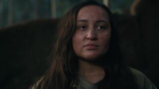 Erana James, Mia Healey sexy - The Wilds s02e01e02e03e05e07 (2022)