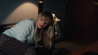 Kaley Cuoco hot- The Flight Attendant s02e05 (2022)