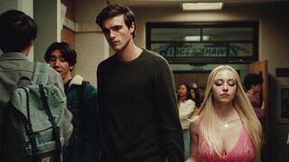 Sydney Sweeney, Maude Apatow nude sexy – Euphoria s02e07 (2022)