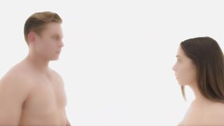 Cristin Milioti nude - Made For Love s02e01 (2022)