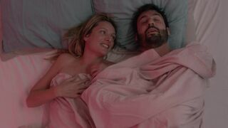 Charlie Bruneau - Je te promets s02e05 (2022) Bedroom Scene
