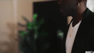 DOMINEERING BULL MONSTER FAT DARK-HUED MAN MEAT HUMP HIS BLONDIE SECRETARY