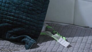 MOM'S CHICK - Ryan Keely And Casey Calvert Give Their Stepdaughter Chloe Virgin Her Desire