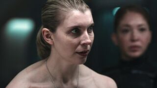 Kate Kennedy - Halo s01e04 (2022) Bare-Chested Gigs