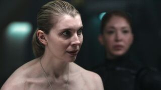 Kate Kennedy - Halo s01e04 (2022) Bare-Chested Gigs