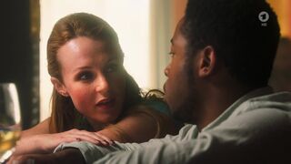 Emma Jane nude - Polizeiruf 110 (2019) TV Display Bareness