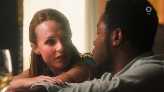 Emma Jane nude - Polizeiruf 110 (2019) TV Display Bareness
