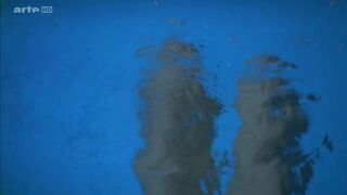 Julie-Anne Roth – Les vivants et les morts s01e06 (2009) bare episodes