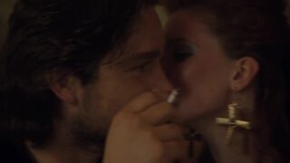 Janina Isabell Batoly - Im Angesicht des Verbrechens s01e07 (2010) sans bra vid