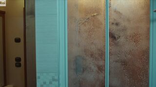 Rike Schmid - Blackout - Vite sospese s01e03 (2023) Naked Actress