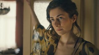 Valery Tscheplanowa, Amy Benkenstein nackte - Das Haus der Träume (2022) s01e03