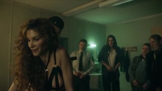 Nikola Kastner, Nina Gnädig, Stephanie Schadeweg nackte - German Crime Story Gefesselt (2022-2023) s01e01-04 Sex Scenes