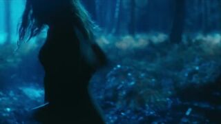 Fantine Harduin naked - Promethee (2022)  s01-e01,03