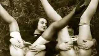 Images des annees 30 Taboo Family